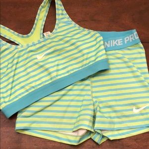 Nike Pro set